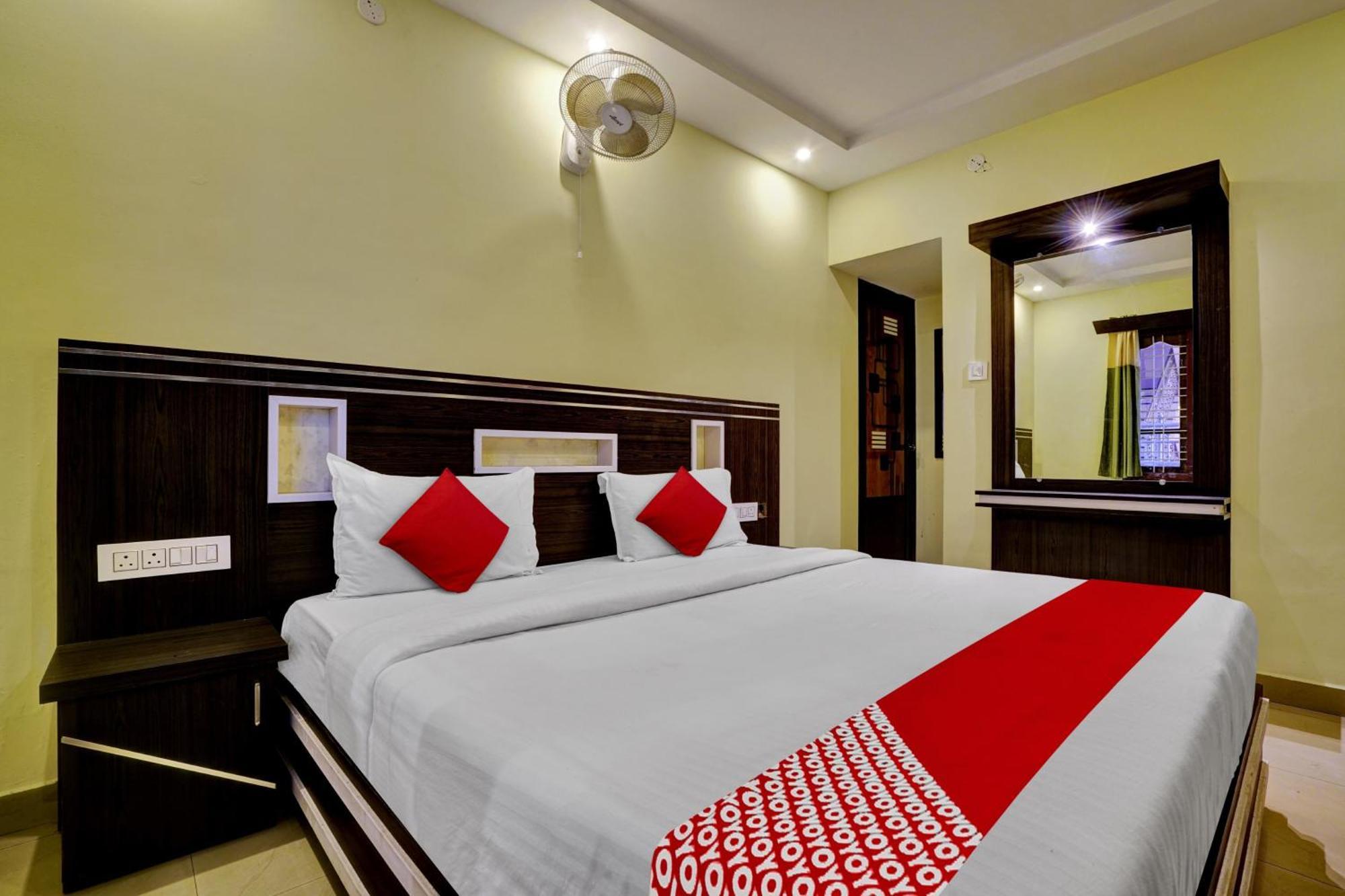 Oyo Flagship Ammu Cottage Мунар Екстериор снимка
