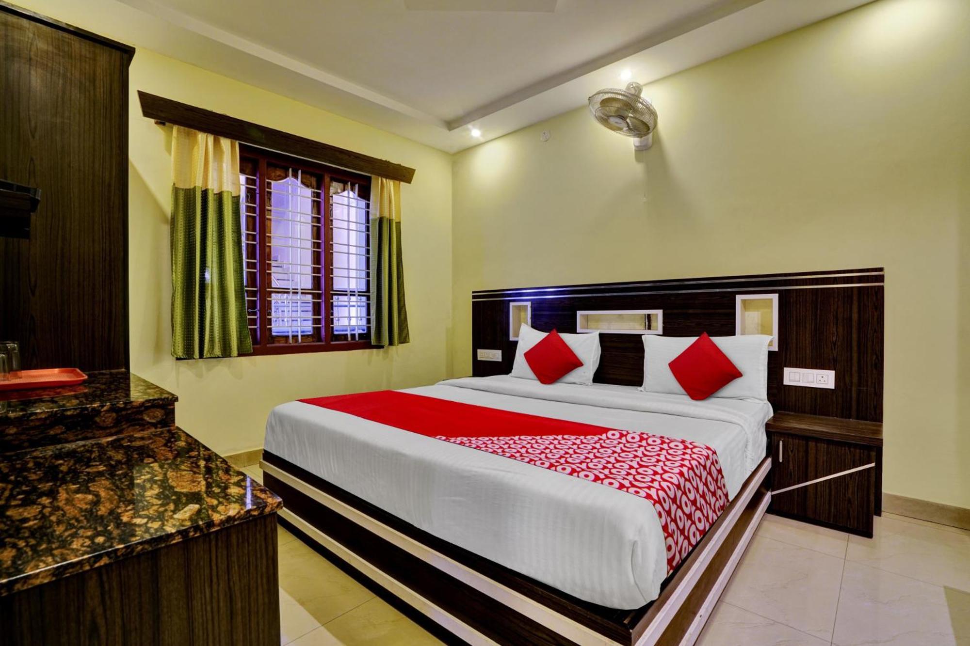 Oyo Flagship Ammu Cottage Мунар Екстериор снимка